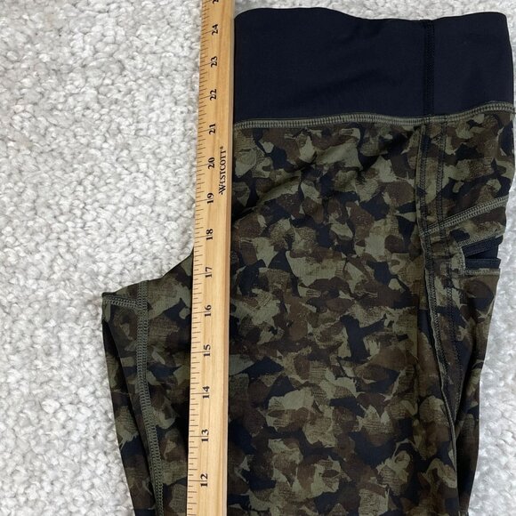 Lululemon Run Top Speed Crop Legging Green Camo Womens 8 - Picture 9 of 9